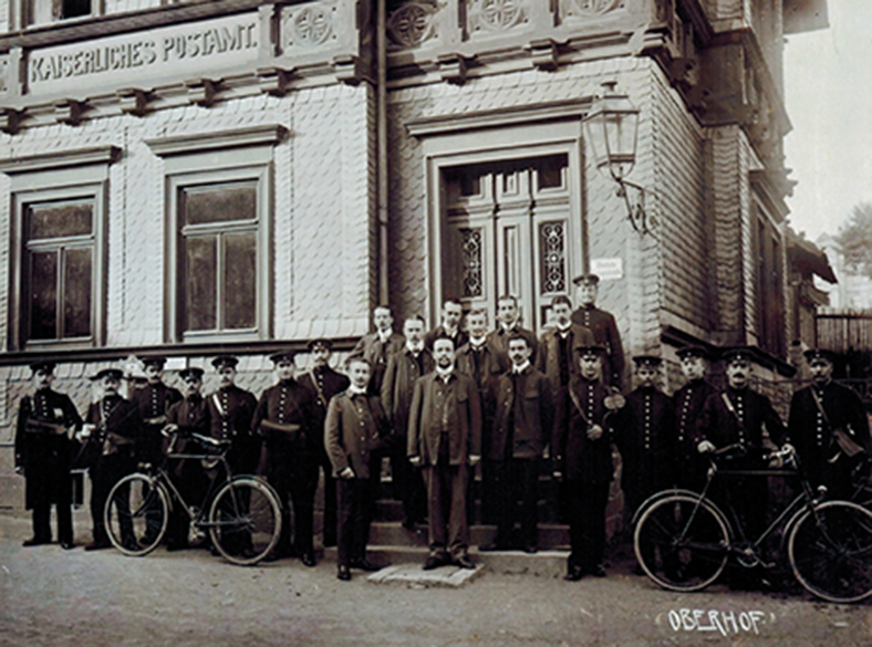 Oberhof historisches Bild Angestellte Postamt Oberhof historisches Bild Angestellte Postamt