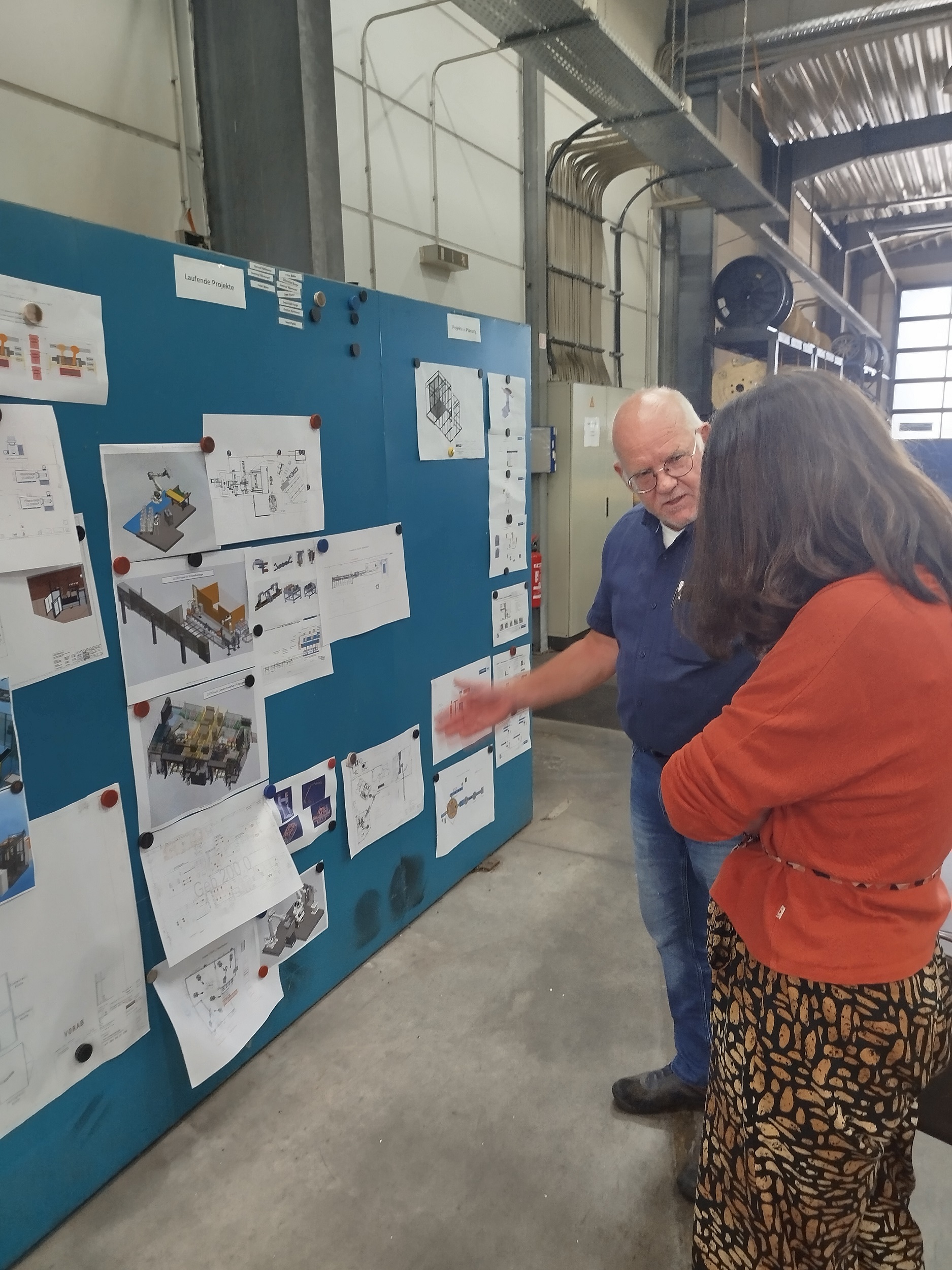 Die Maschinen werden bei LASOtech ausschließlich vollautomatisiert mit Robotern gefertigt, Grundlage ist jeweils eine computererstellte technische Zeichnung, die das spätere Endprodukt präzise vorgibt. / Quelle: Tina Gellert